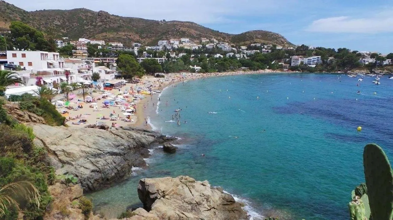Chalet Doble Almadraba Villa Rosas 0*,